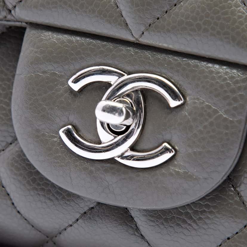 Chanel Maxi Classic Caviar Single Flap Other Leather Very good condition - Box View