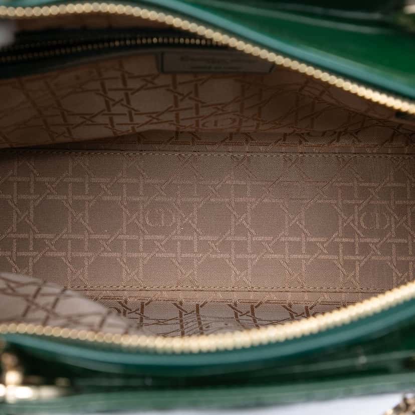 Dior Large Patent Cannage Lady Dior Green Leather Very good condition - Model View