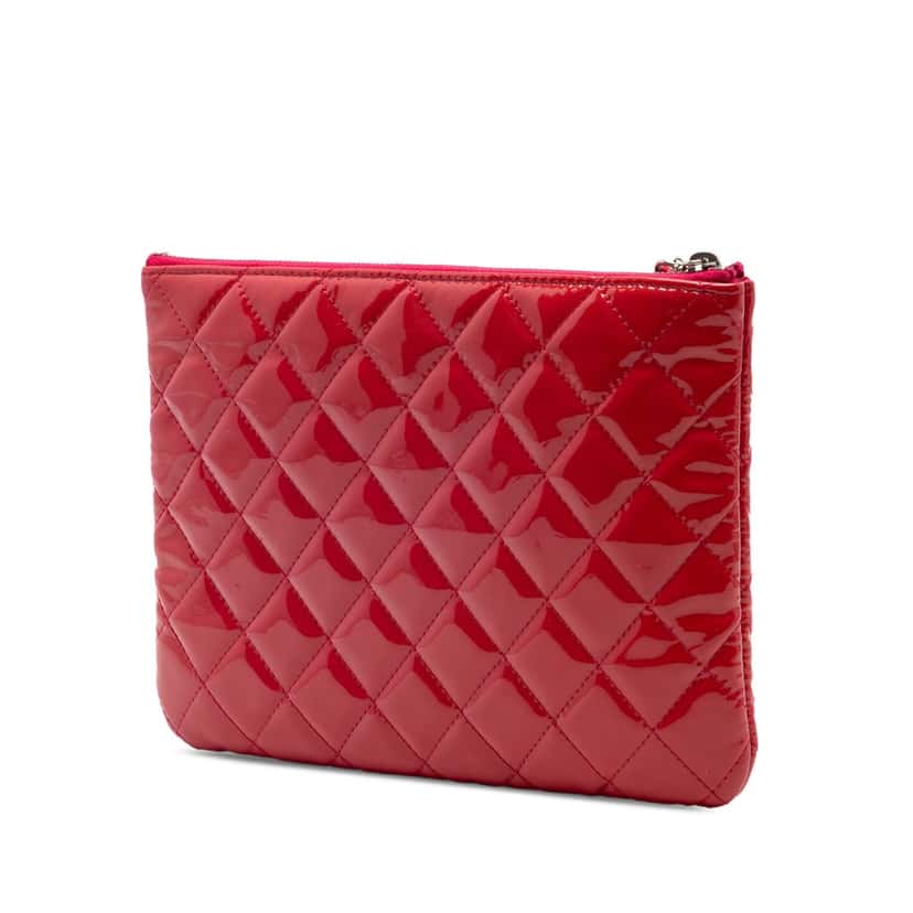 Chanel Small Quilted Patent Valentine Hearts O Case Clutch Red Leather Very good condition - Back View