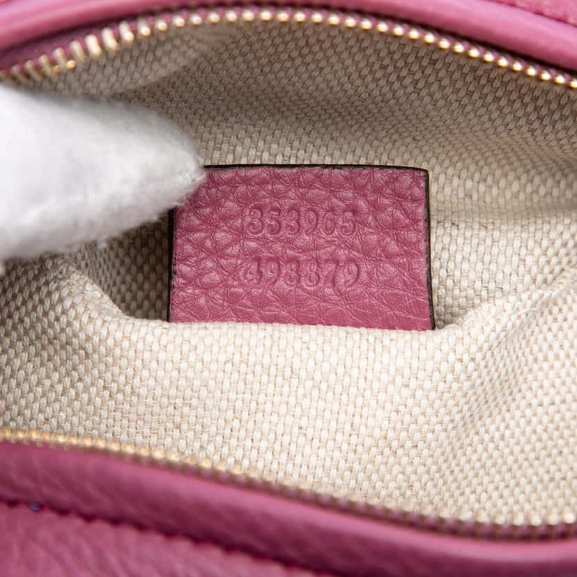 Gucci Mini Pebbled Calfskin Soho Chain Crossbody Pink Leather Very good condition - Box View