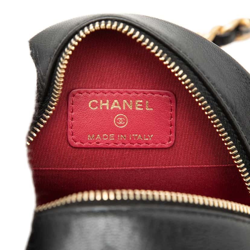 Chanel Lambskin 19 Round Clutch with Chain Black Leather Very good condition - Box View