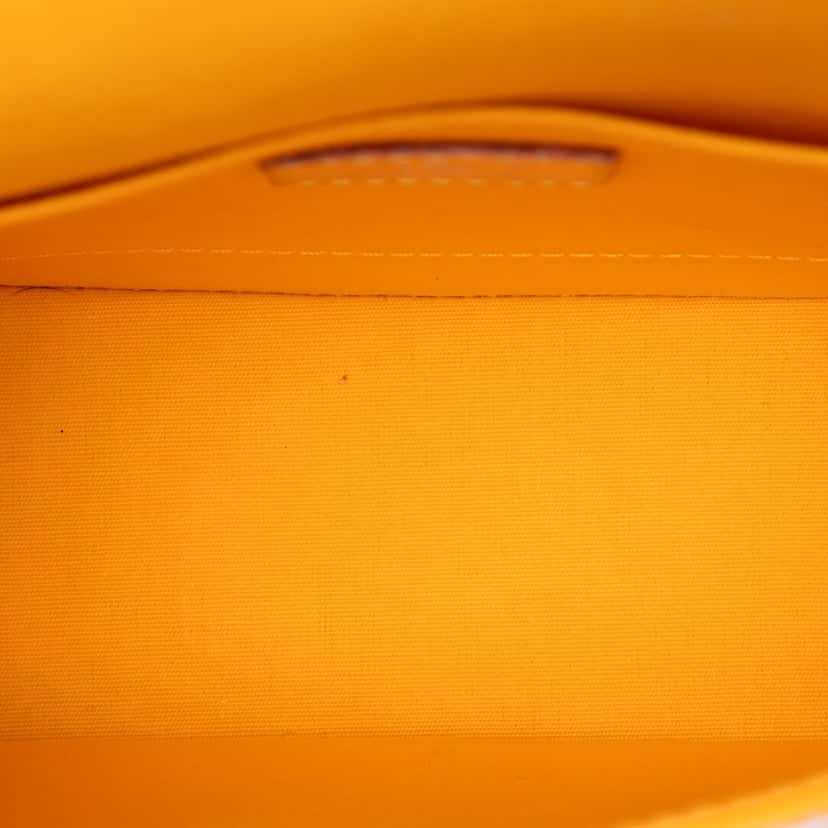 Louis Vuitton Monogram Vernis Bellflower PM Yellow Leather Very good condition - Model View