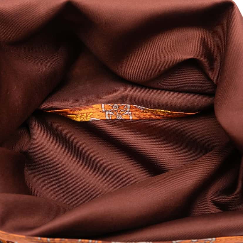 Hermès Silk and Barenia Jeu des Omnibus et des Dames Blanches Silky City PM Orange Very good condition - Model View