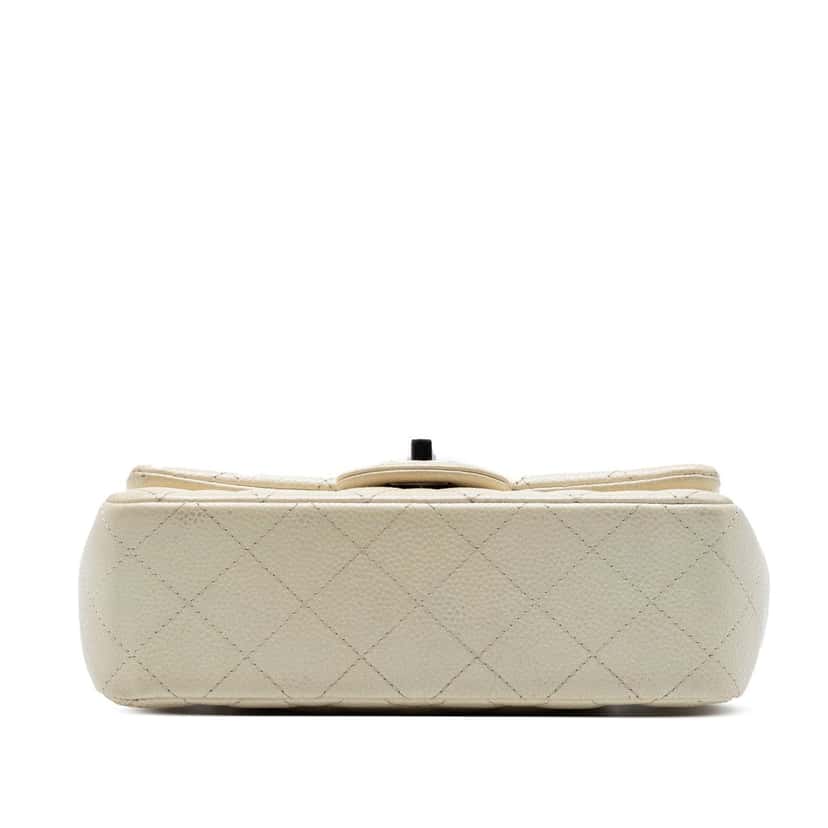 Chanel Mini Rectangular Classic Caviar Single Flap White Leather Very good condition - Inside View