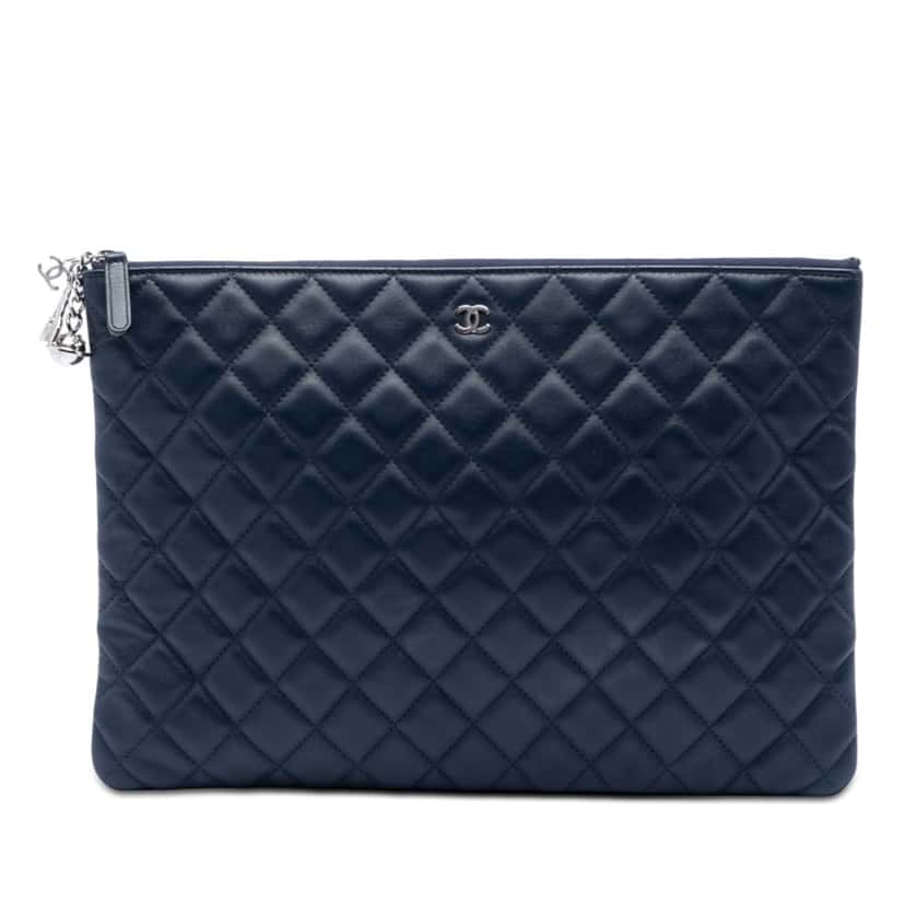 Chanel Large Quilted Lambskin Cosmo Charm O Case Clutch Blue Leather Very good condition - Front View