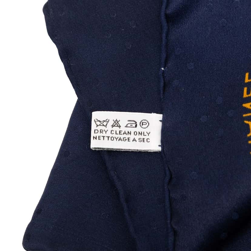 Chanel CC Charms Print Silk Scarf Blue Very good condition - Inside View