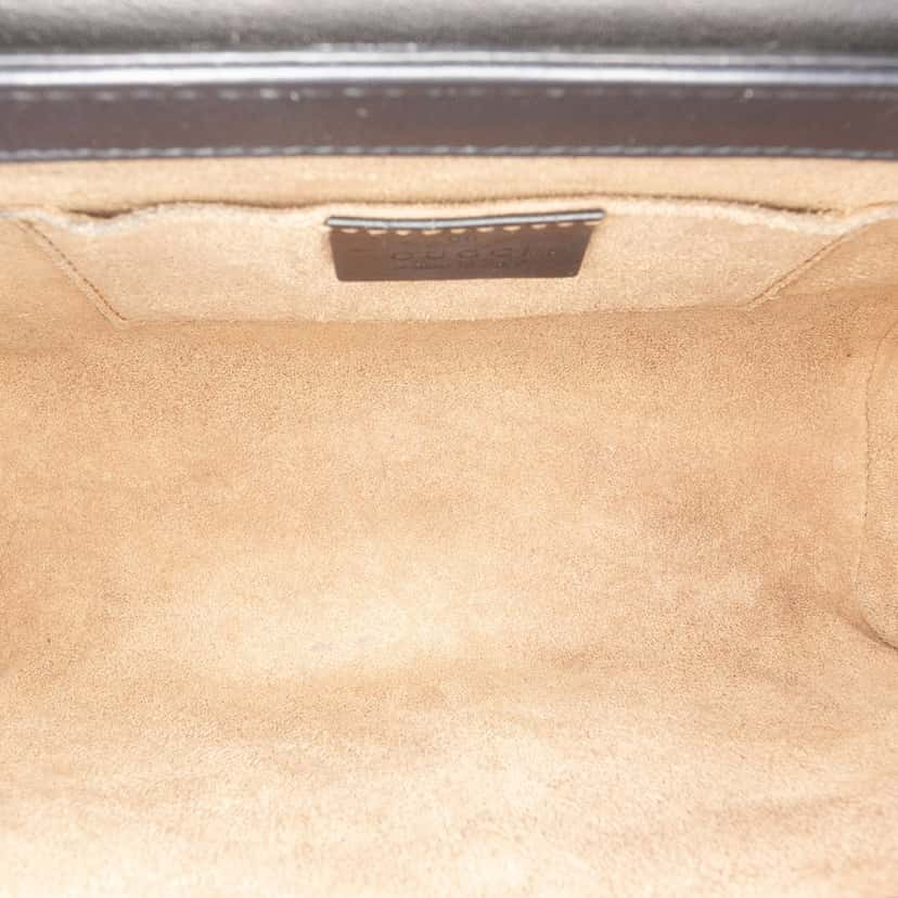 Gucci Small GG Supreme Padlock Crossbody Beige Very good condition - Model View