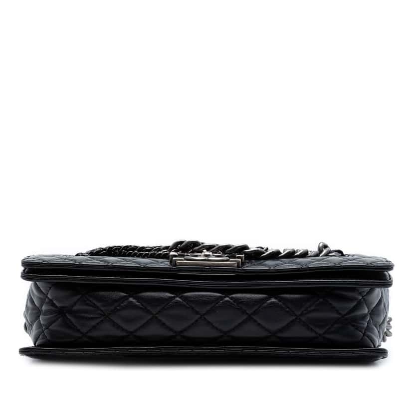 Chanel Medium Paris Dallas Enchained Boy Flap Black Leather Very good condition - Inside View