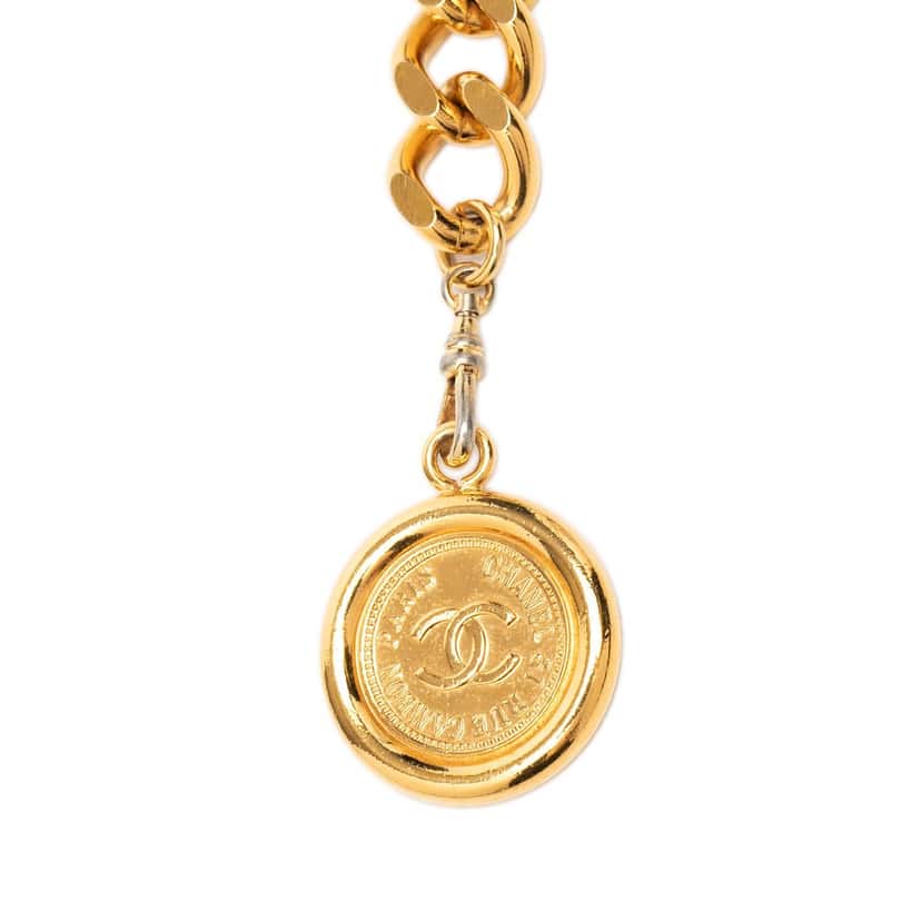 Chanel Gold Plated CC Medallion Chain Link Belt Gold Metal Very good condition - Back View