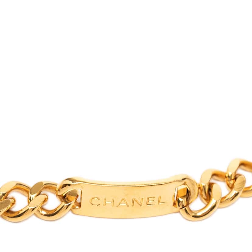 Chanel Gold Plated CC Medallion Chain Link Belt Gold Metal Very good condition - Model View