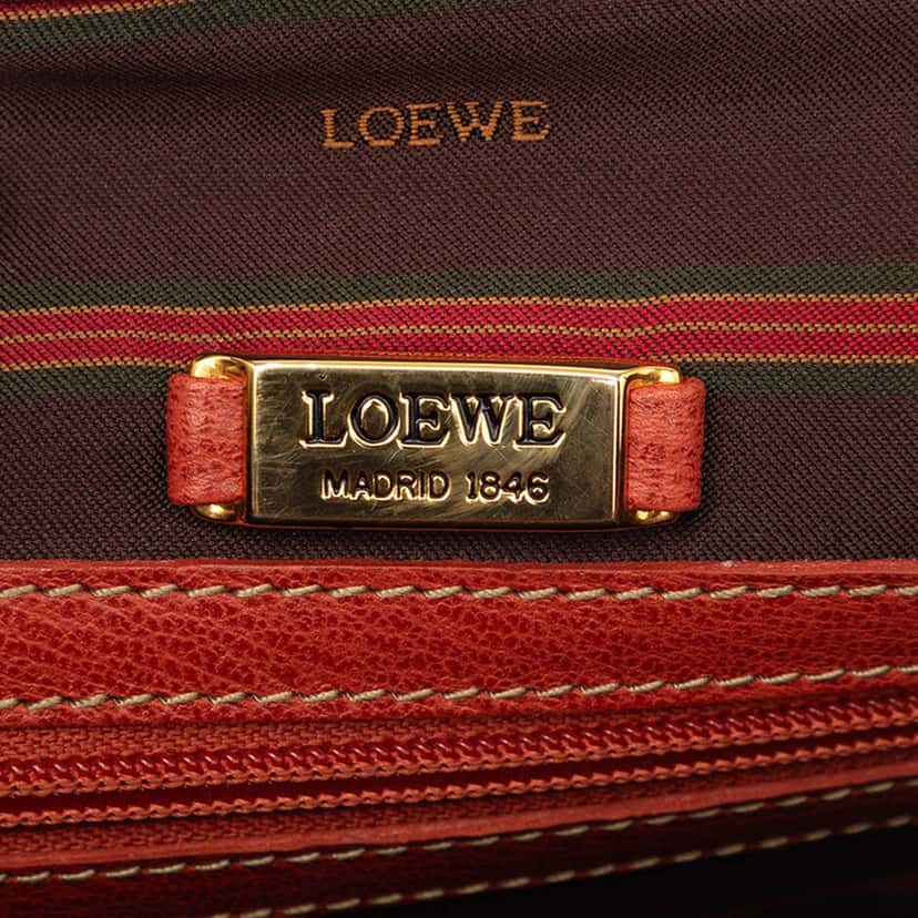 Loewe Leather Velasquez Twist Vanity Bag Orange Leather Very good condition - Box View