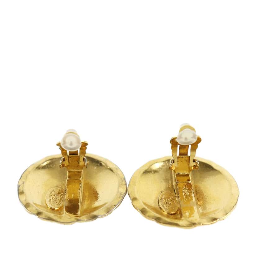 Chanel CC Quilted Gold Plated Round Clip On Earrings Gold Metal Very good condition - Inside View