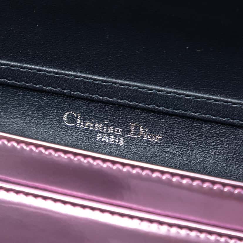 Dior Metallic Patent Microcannage Diorama Wallet on Chain Pink Leather Very good condition - Box View