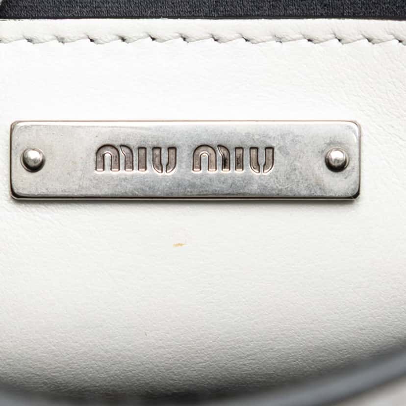 Miu Miu Smooth Leather Star Crystal Embellished Crossbody White Leather Very good condition - Box View