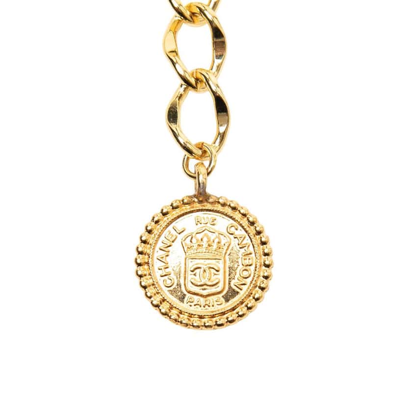 Chanel Gold Plated Rue Cambon Medallion Chain Link Belt Gold Metal Very good condition - Back View