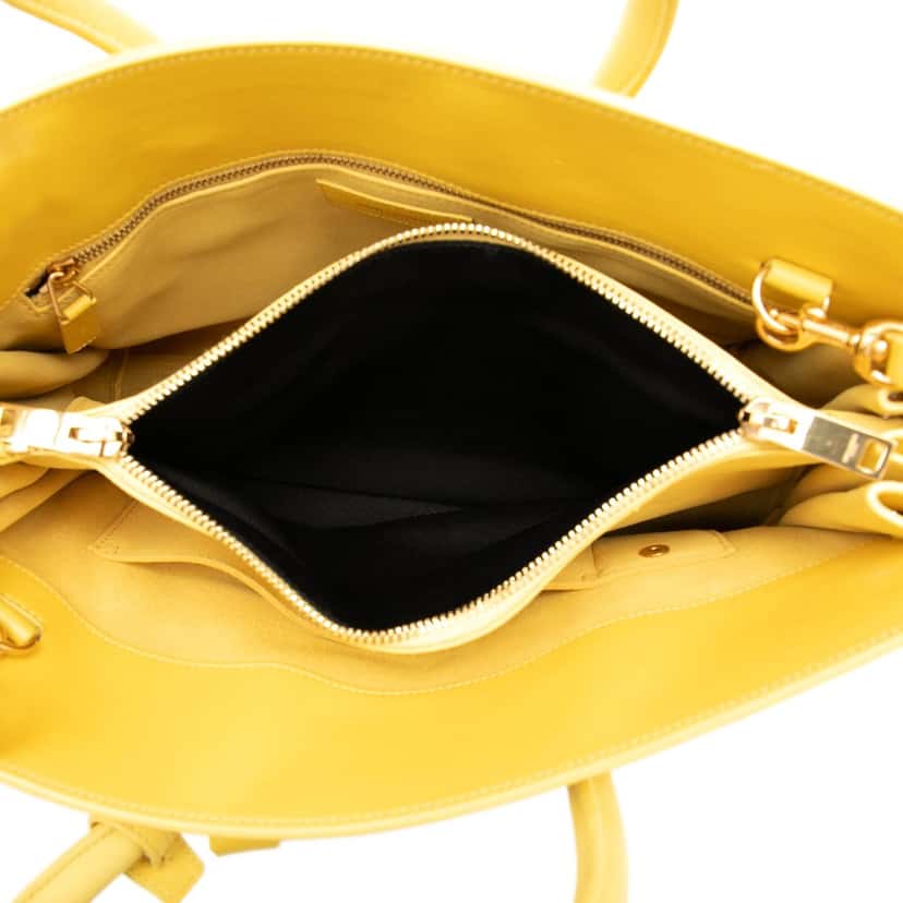 Saint Laurent Small Leather Sac De Jour Satchel Yellow Leather Very good condition - Model View