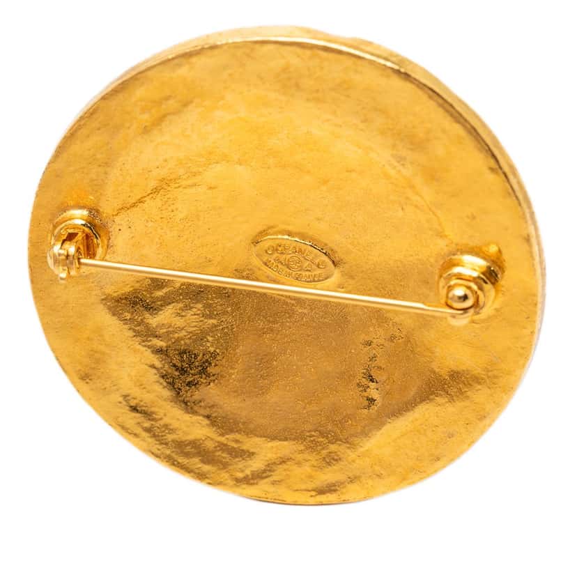 Chanel CC Gold Plated Round Brooch Gold Metal Very good condition - Inside View