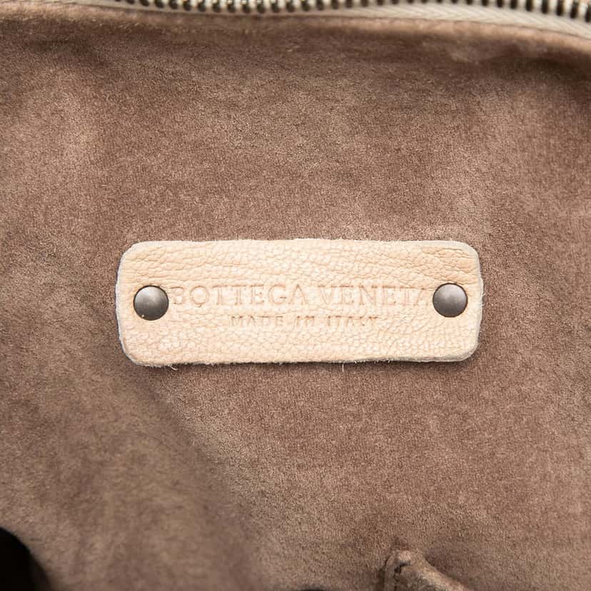 Bottega Veneta Intrecciato Trimmed Pebbled Lambskin Top Handle Bag Beige Leather Very good condition - Box View
