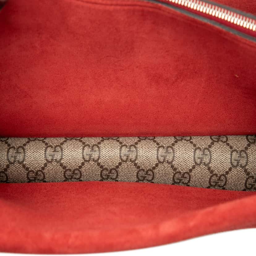 Gucci Medium GG Supreme Dionysus Shoulder Bag Beige Very good condition - Model View