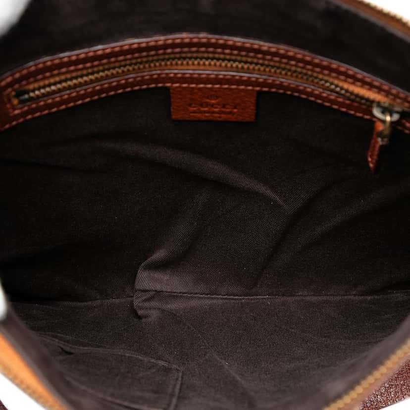 Gucci GG Canvas Nailhead Crossbody Beige Very good condition - Model View