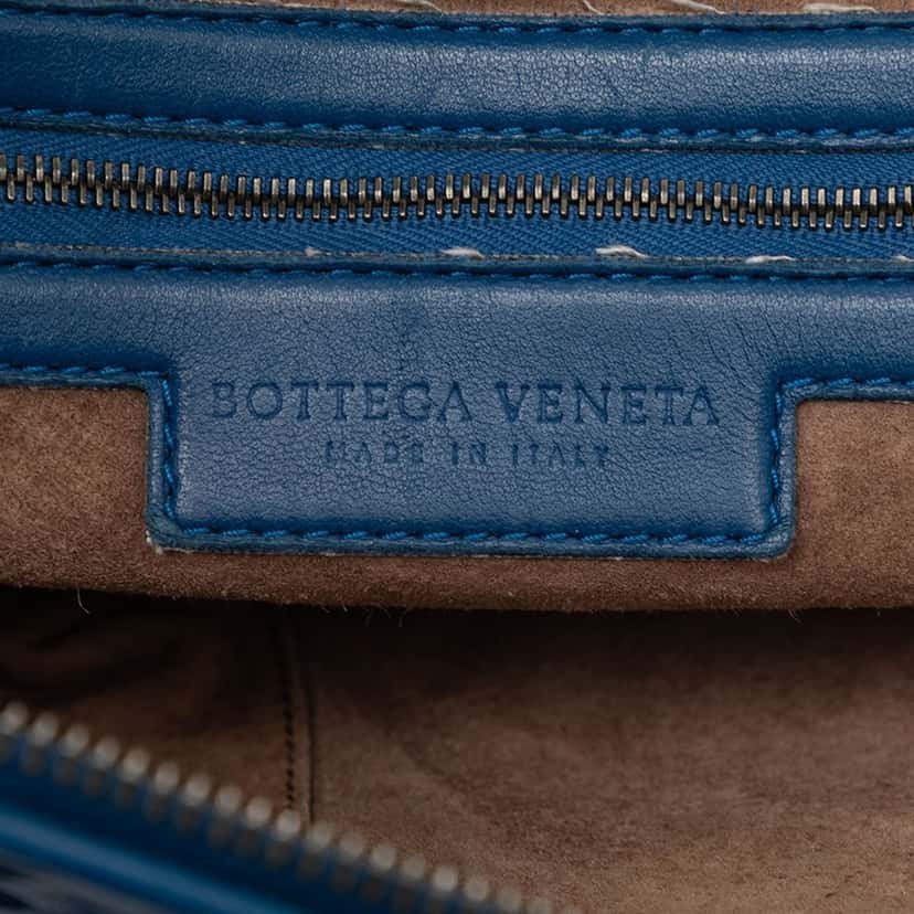 Bottega Veneta Nappa Intrecciato Nodini Crossbody Blue Leather Very good condition - Box View