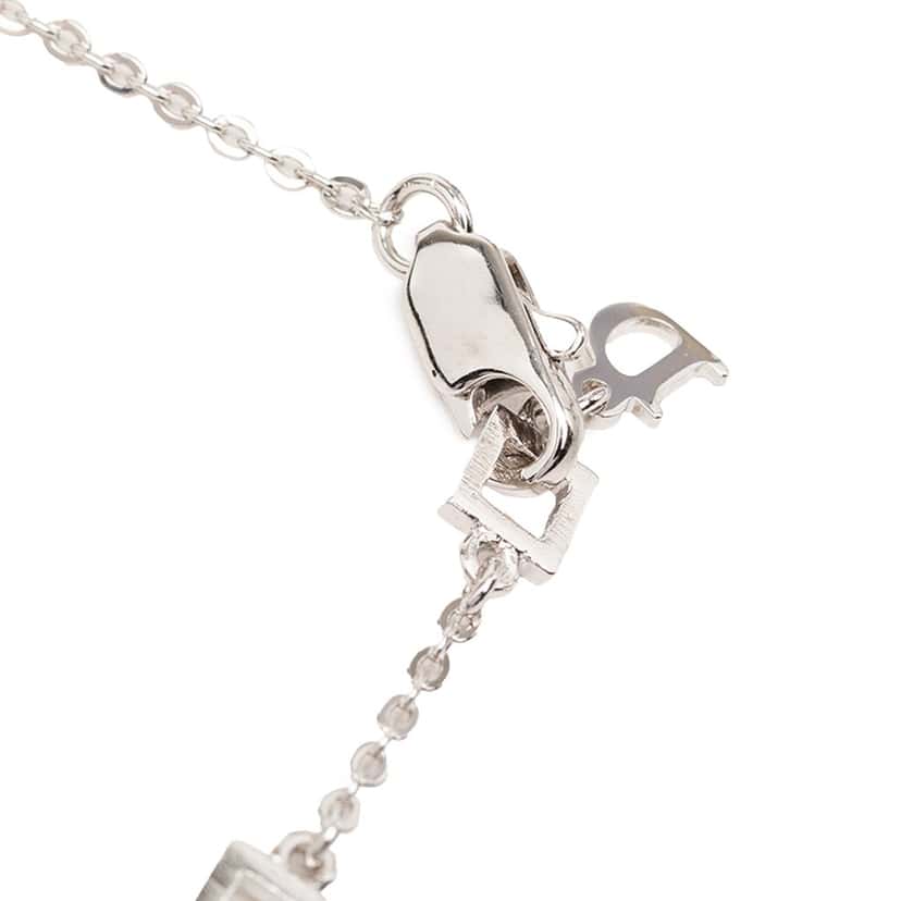 Dior Brass I Love Dior Heart Arrow Pendant Necklace Silver Metal Very good condition - Model View