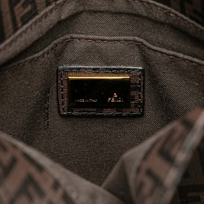 Fendi Zucchino Spalmati Crossbody Brown Very good condition - Box View