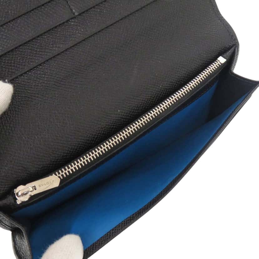 Bvlgari Large Grained Calfskin Bvlgari Bvlgari Wallet Black Leather Very good condition - Model View