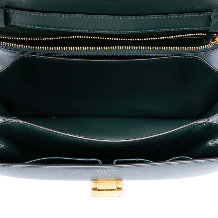 Celine Medium Calfskin Classic Box Green Leather Very good condition - Model View