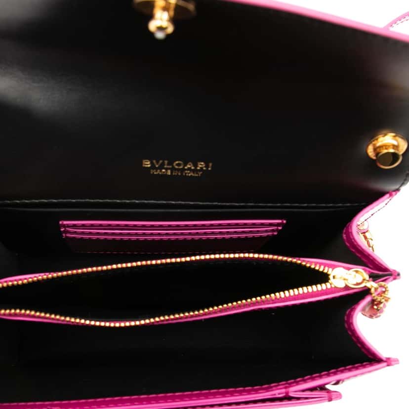Bvlgari Patent Serpenti Forever Crossbody Pink Leather Very good condition - Model View
