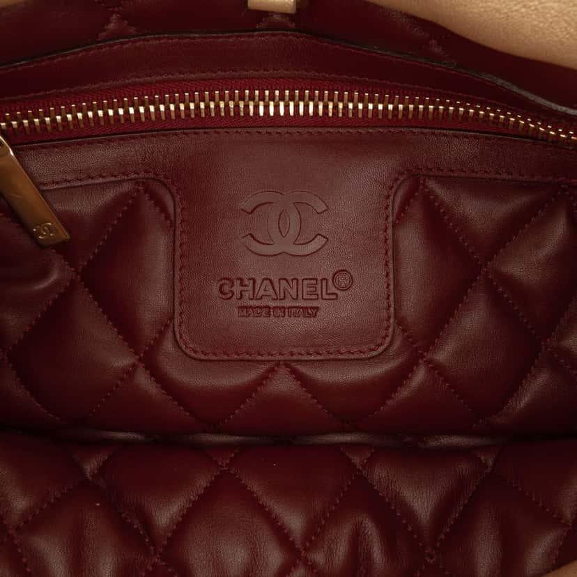 Chanel Small Lambskin Coco Cocoon Reversible Tote Gold Leather Very good condition - Box View