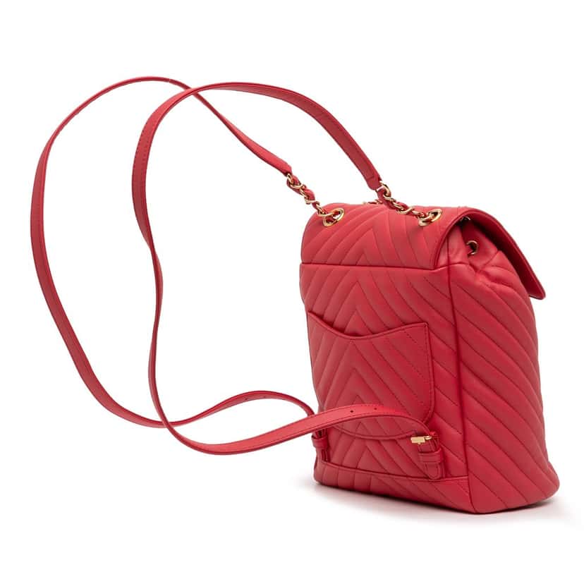 Chanel Small Chevron Calfskin Urban Spirit Backpack Red Leather Very good condition - Back View