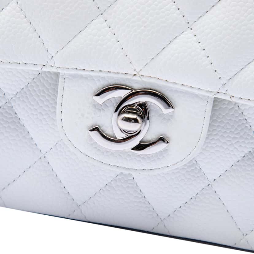 Chanel Medium Classic Caviar Double Flap White Leather Very good condition - Box View
