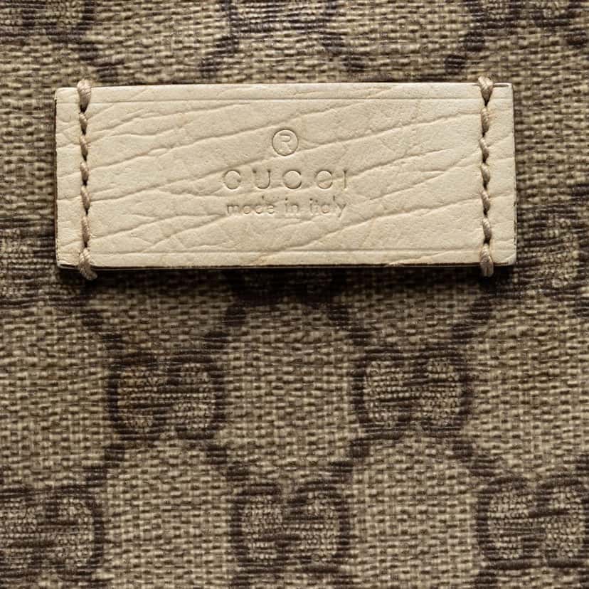 Gucci GG Supreme Tote Beige Very good condition - Box View
