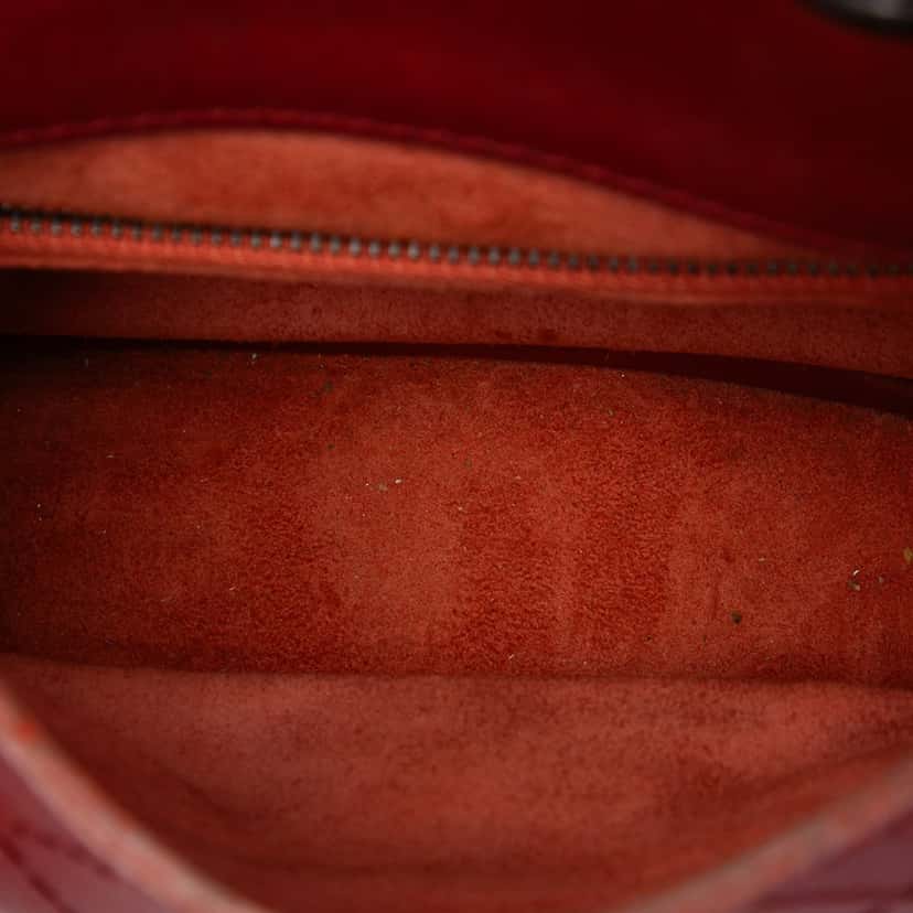 Chanel Paris Dallas Goatskin Wild Stitch Flap Red Leather Very good condition - Model View