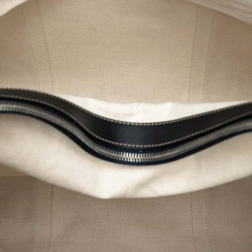 Gucci GG Supreme Joy Vertical Tote Beige Very good condition - Model View