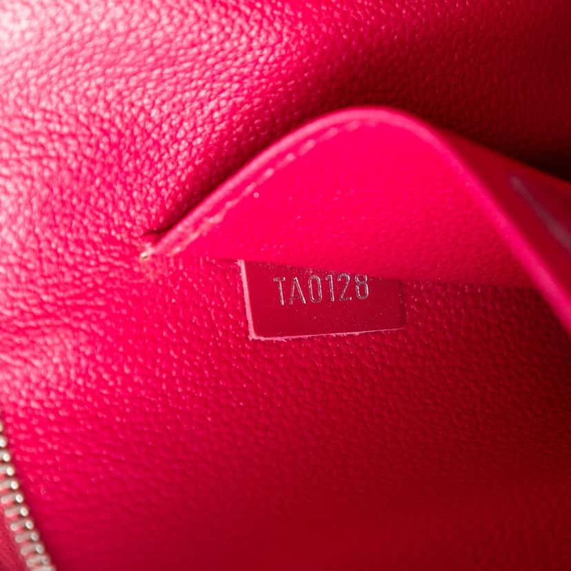 Louis Vuitton Epi Toiletry Pouch 26 Pink Leather Very good condition - Box View