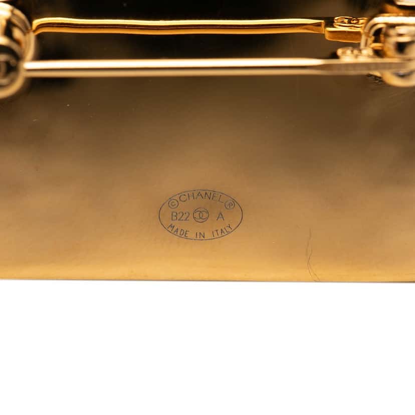 Chanel CC Gold Plated Rue Cambon Dome Brooch Gold Metal Very good condition - Inside View