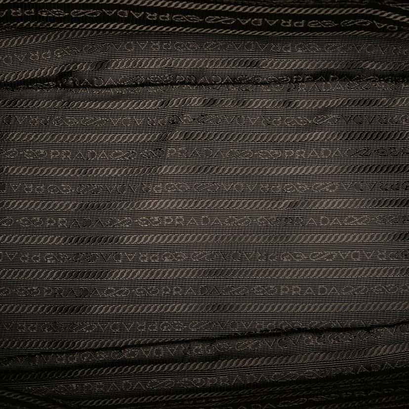 Prada Large Saffiano Lux Galleria Double Zip Tote Other Leather Very good condition - Model View