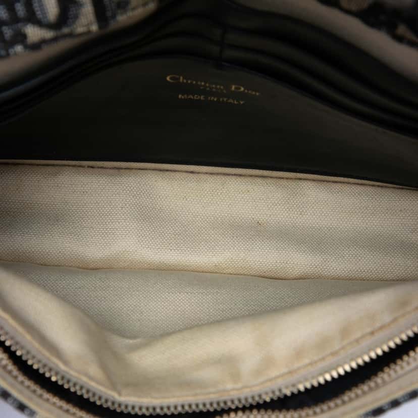 Dior Oblique Canvas Saddle Pouch Wallet on Chain Blue Very good condition - Model View