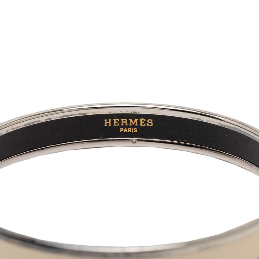 Hermès Narrow Enamel Caleche Bangle 70 White Very good condition - Model View