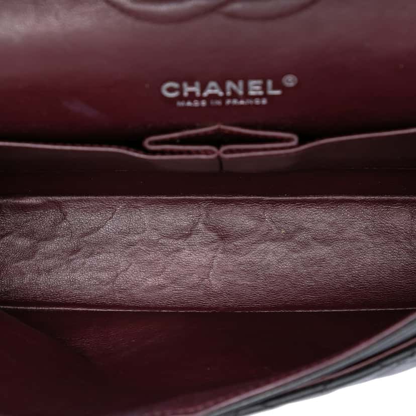 Chanel Medium Classic Lambskin Double Flap Black Leather Very good condition - Model View