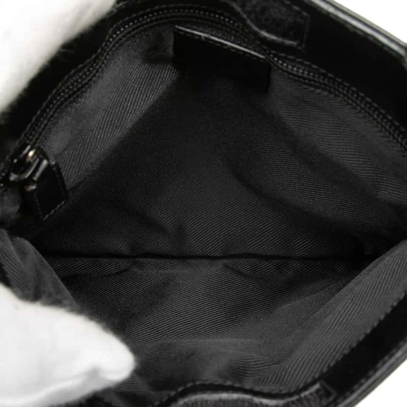 Gucci GG Denim Crossbody Other Very good condition - Model View