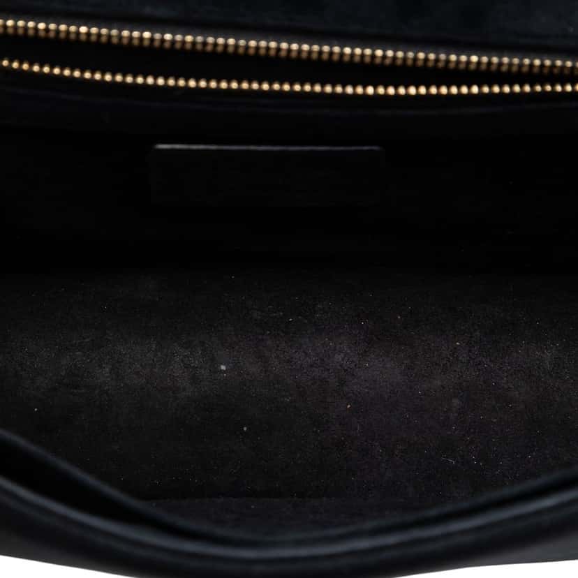 Dior Small Velvet Diorama Flap Black Very good condition - Model View