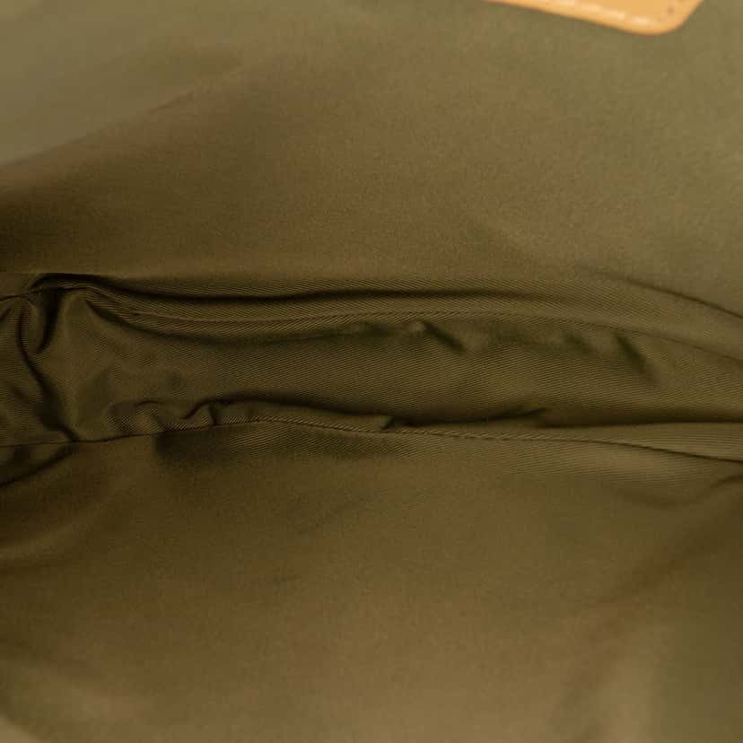 Dior Mini Diorissimo Canvas Saddle Pochette Green Very good condition - Model View