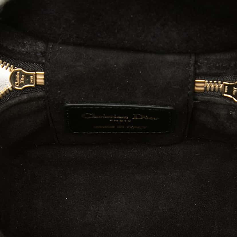 Dior Micro Lambskin Cannage Lady Dior Vanity Case Black Leather Very good condition - Model View