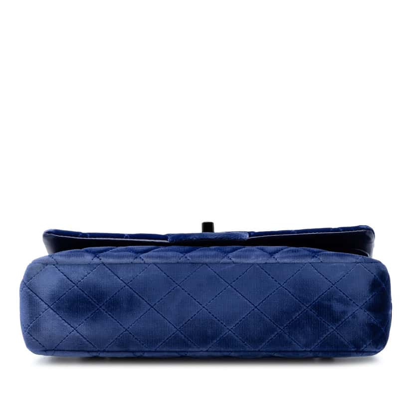 Chanel Medium Classic Velvet Double Flap Blue Very good condition - Inside View
