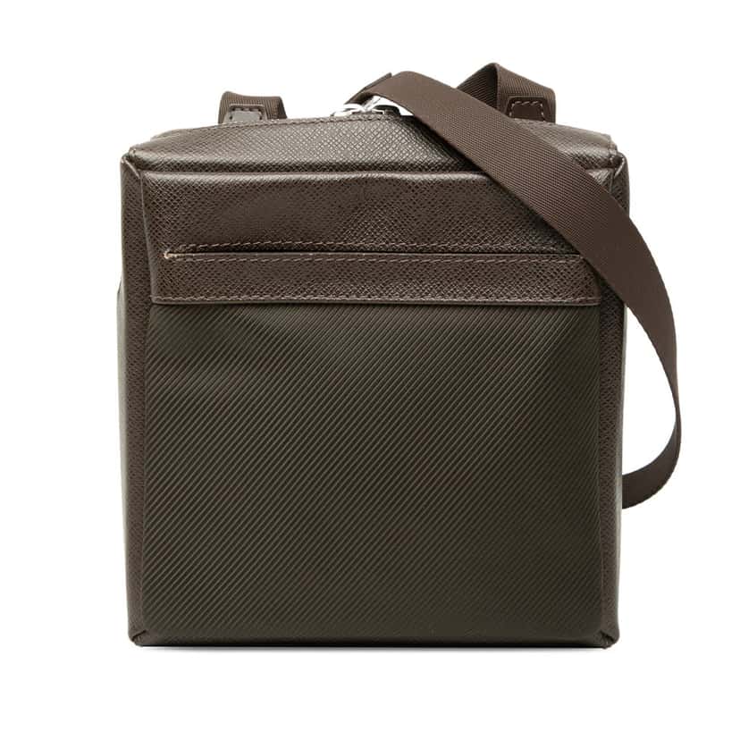 Louis Vuitton Taiga Sayan Brown Leather Very good condition - Front View