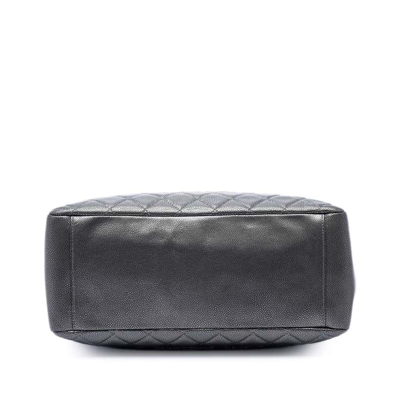 Chanel Metallic Caviar Grand Shopping Tote Other Leather Very good condition - Inside View