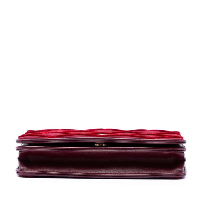 Chanel CC Quilted Velvet Wallet on Chain Red Very good condition - Inside View